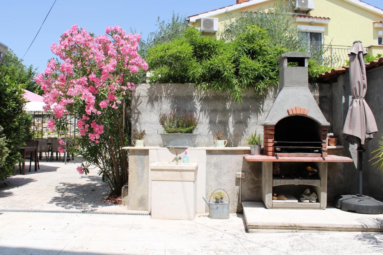 Boutique Hotel Castello Gulich โปเรช ภายนอก รูปภาพ