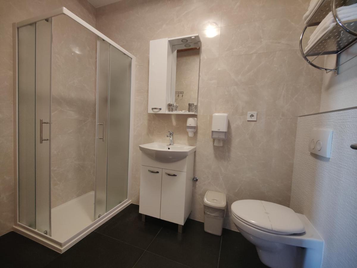 Boutique Hotel Castello Gulich โปเรช ภายนอก รูปภาพ