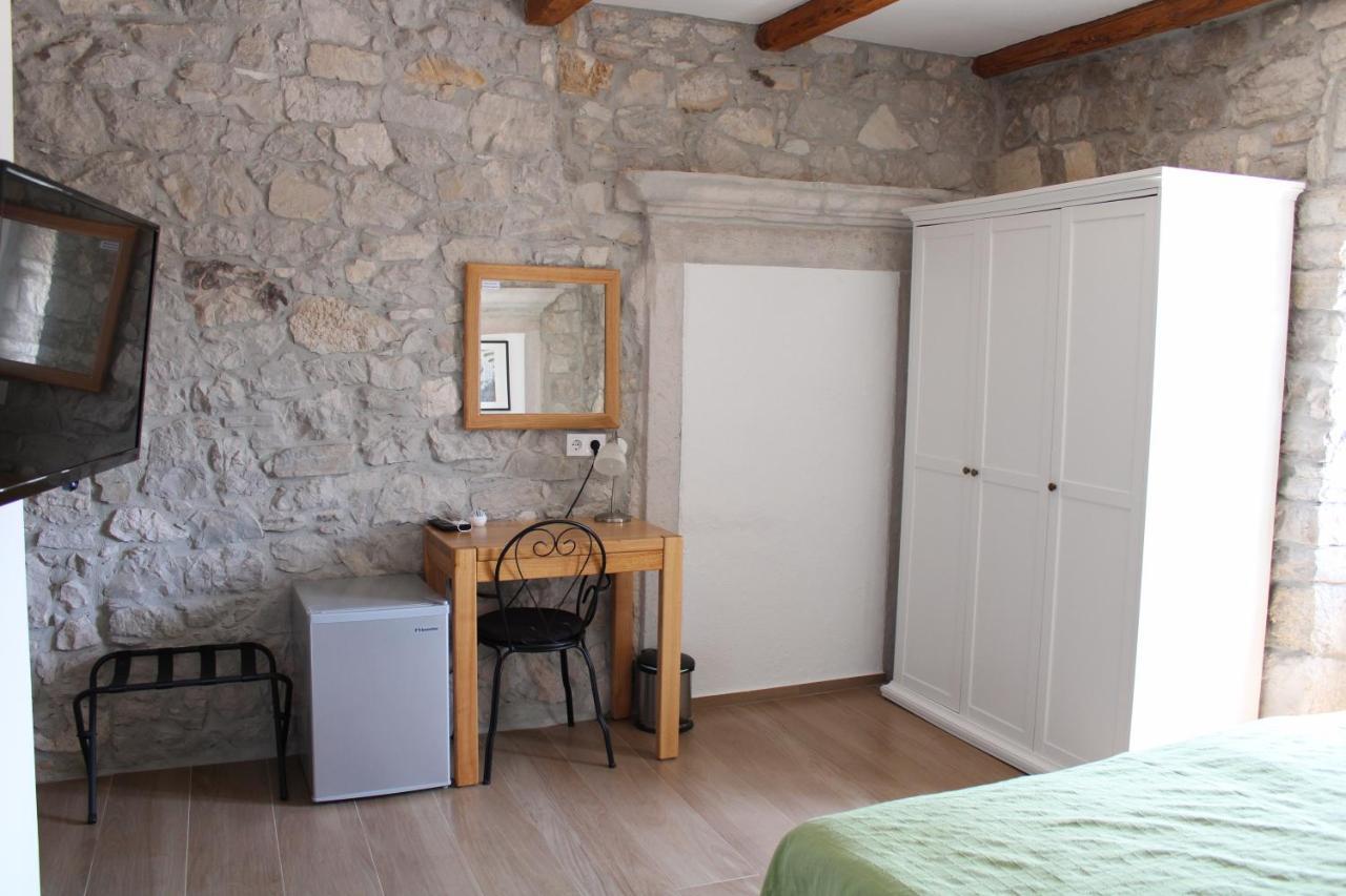 Boutique Hotel Castello Gulich โปเรช ภายนอก รูปภาพ