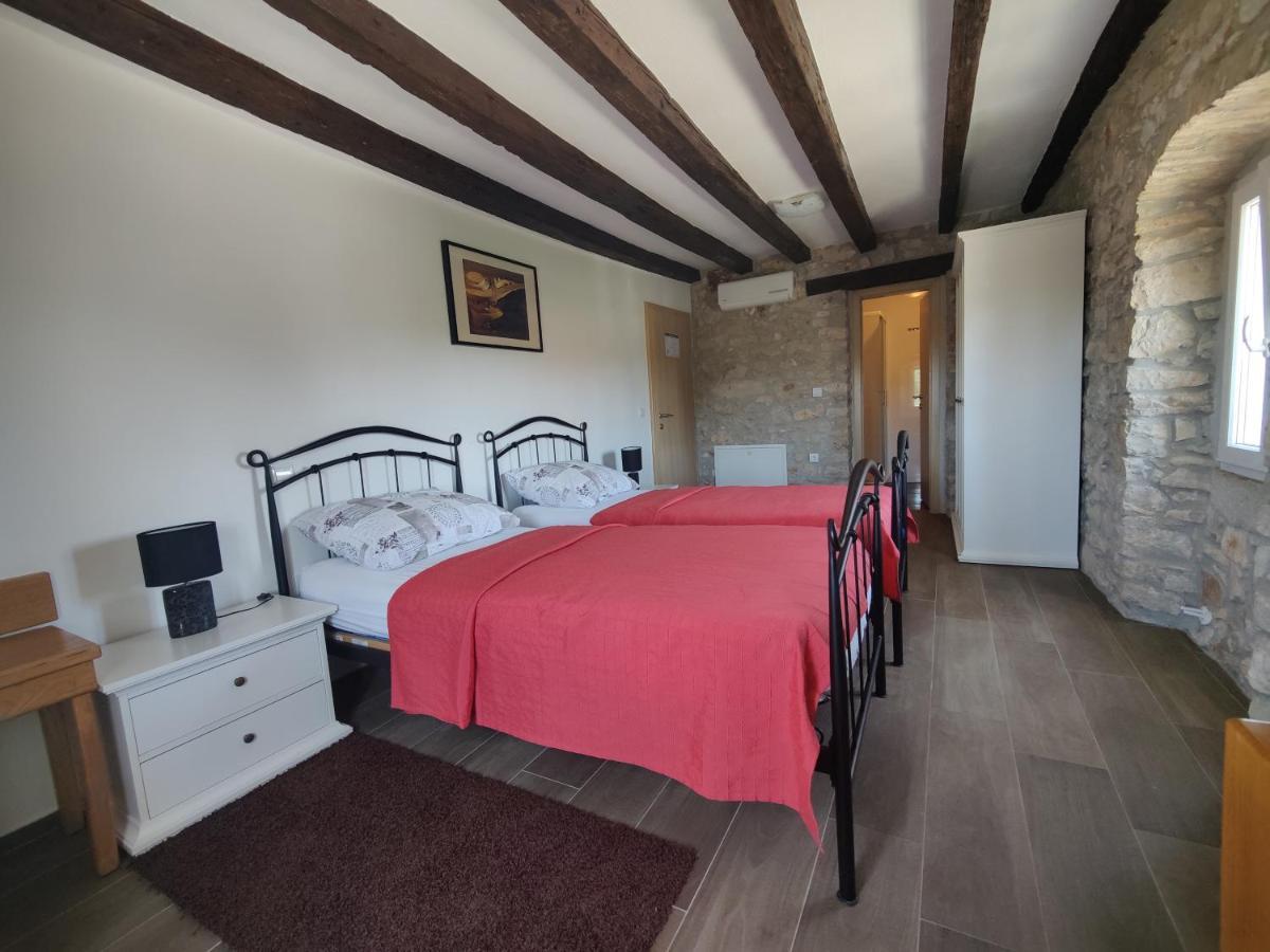 Boutique Hotel Castello Gulich โปเรช ภายนอก รูปภาพ
