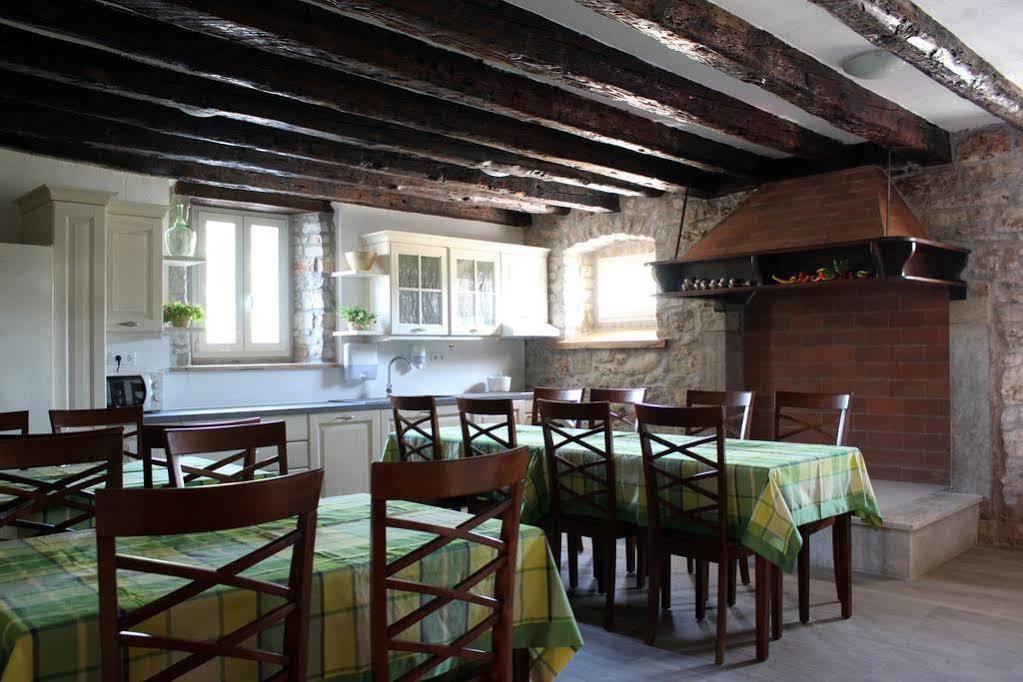 Boutique Hotel Castello Gulich โปเรช ภายนอก รูปภาพ